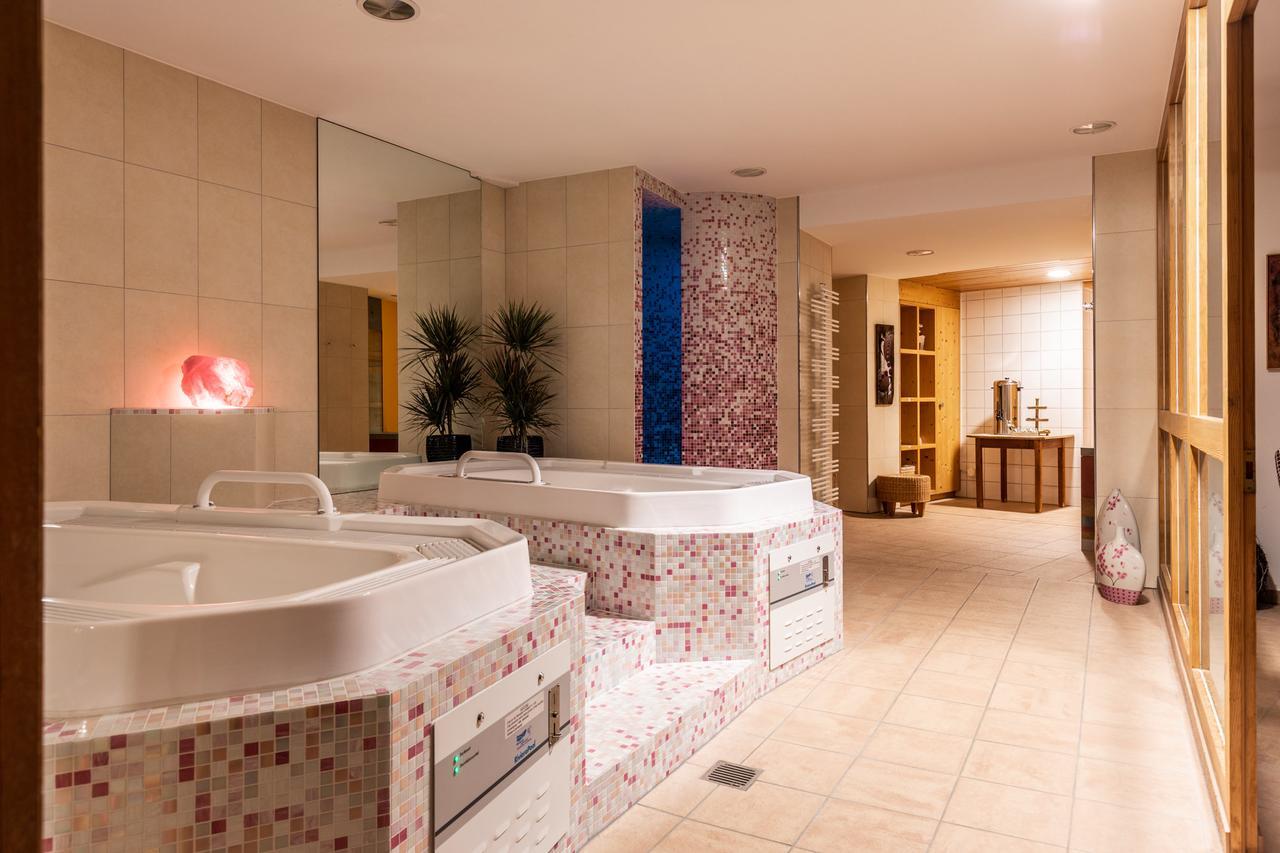 ואלבלה Hotel Waldhaus Am See מראה חיצוני תמונה